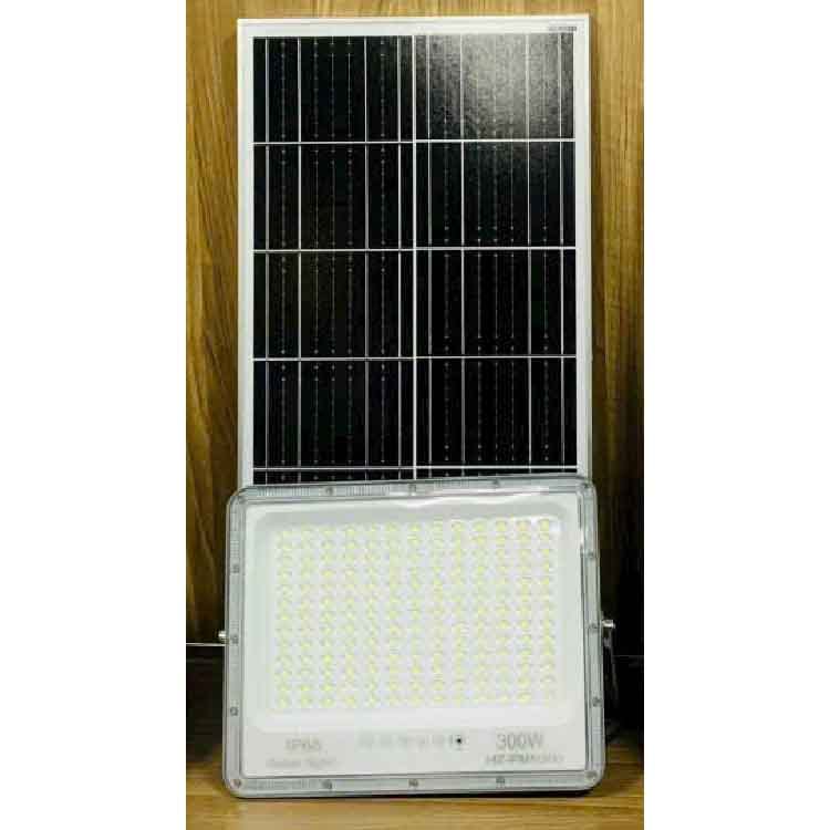 Den-nang-luong-300W-bong-pha-mat-ngoc-gia-re